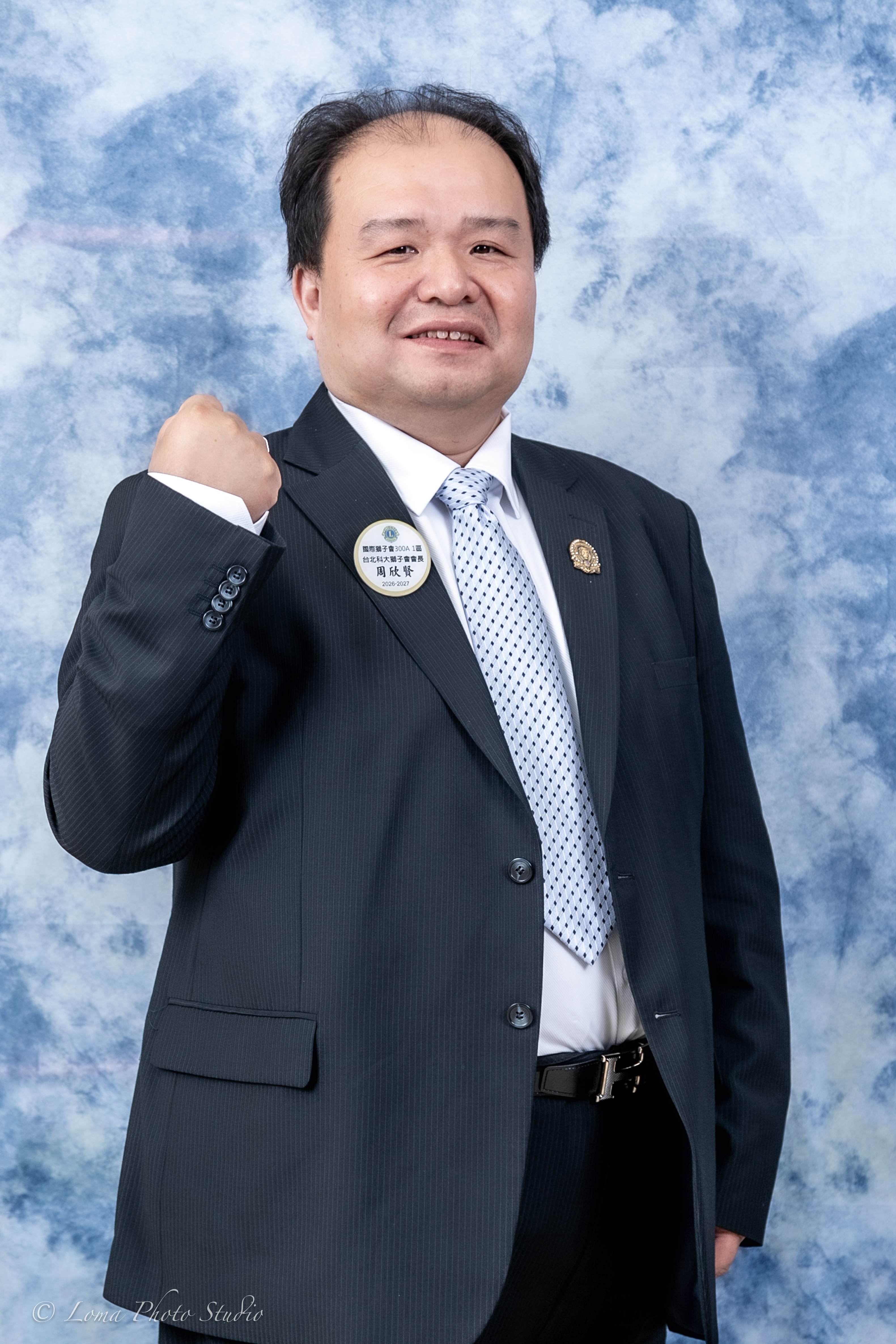 周欣賢