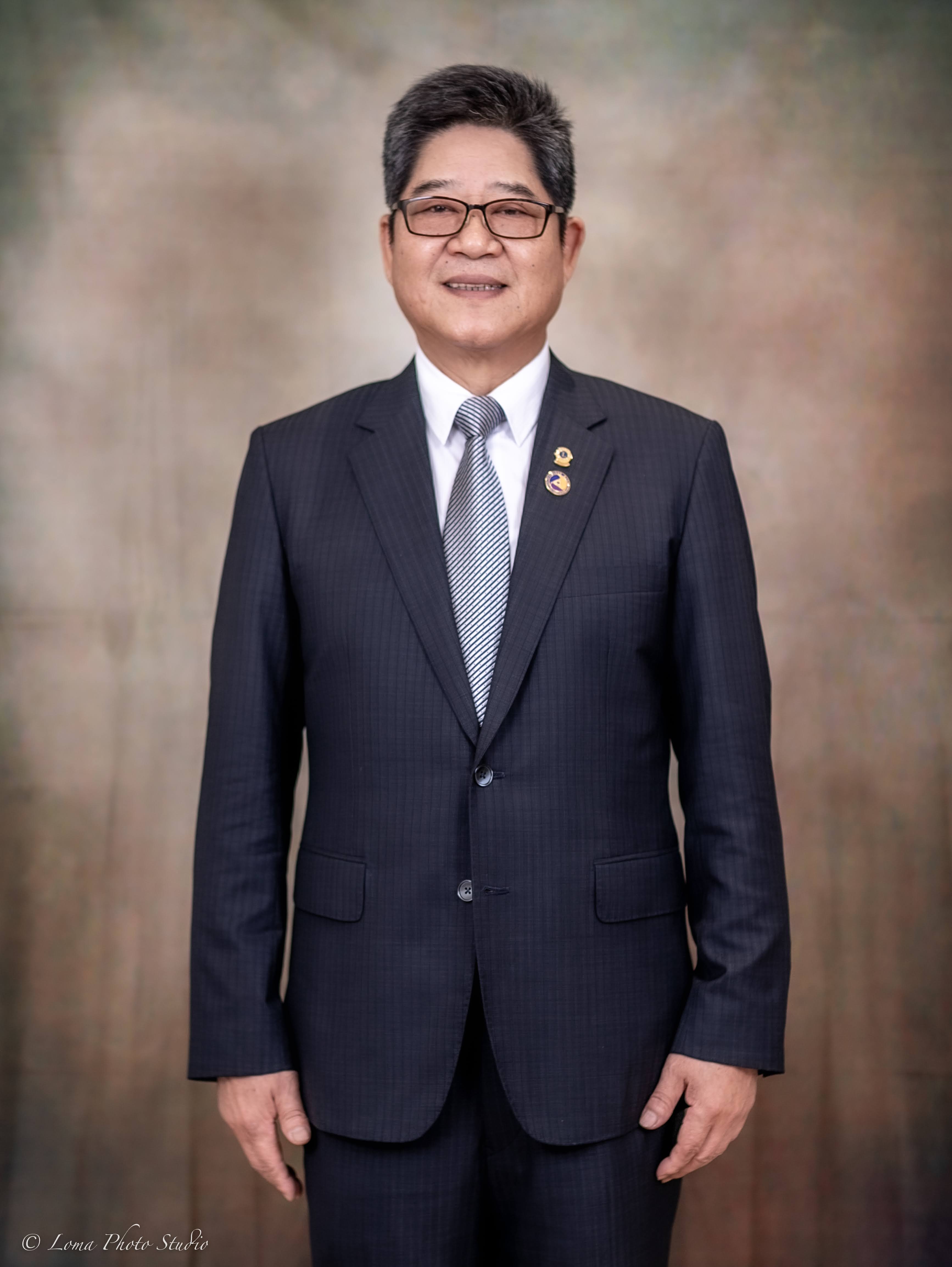 李有寬